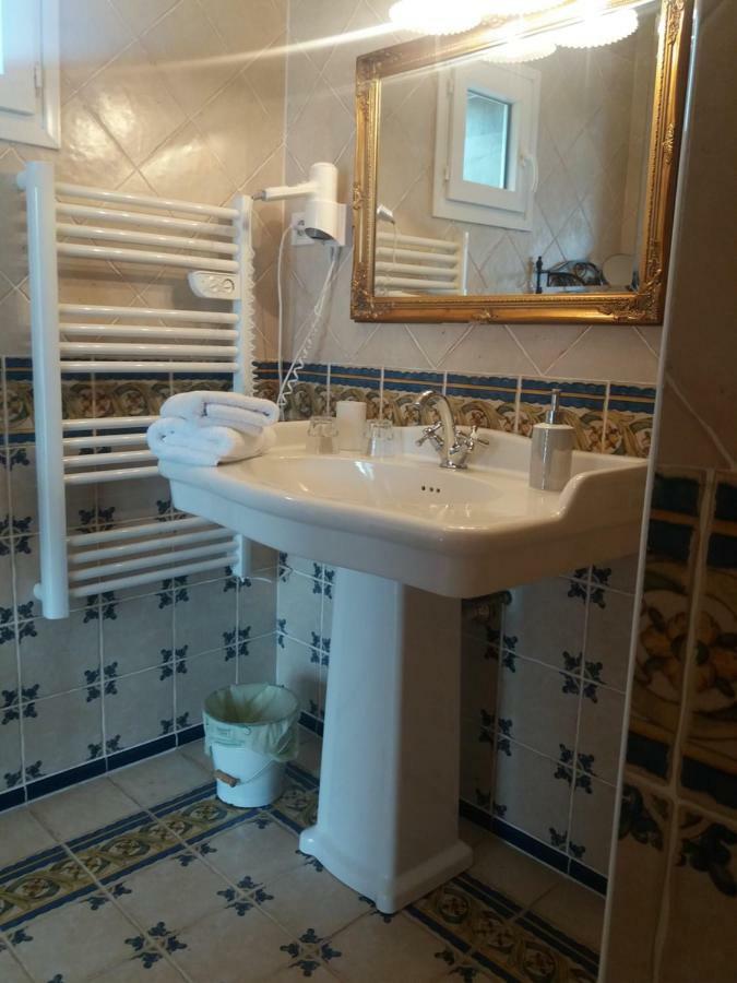 Chambres D'Hotes Les Iris Соспель Экстерьер фото